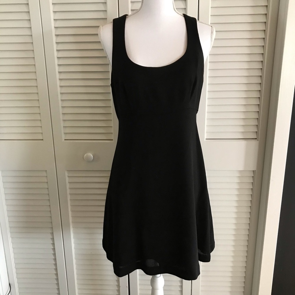 Ann Taylor Women’s Sleeveless A-line Black Dress Scoop Neck Lined Size 10